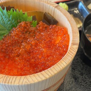 江戸情緒を背景に海の幸を堪能！「豊洲 千客万来」とその周辺をおさんぽ